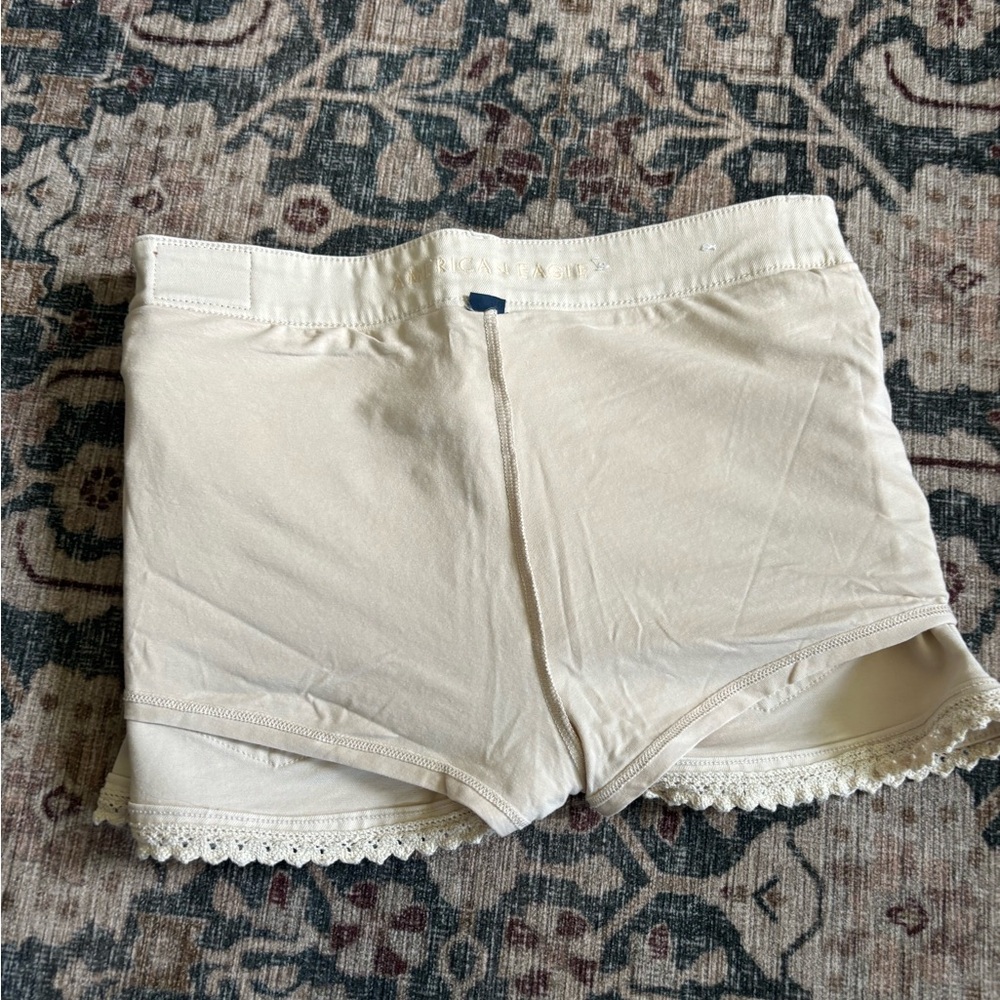 American Eagle Stretch Low-Rise Crochet Denim Micro Skort. Size 6 - Picture 5 of 7